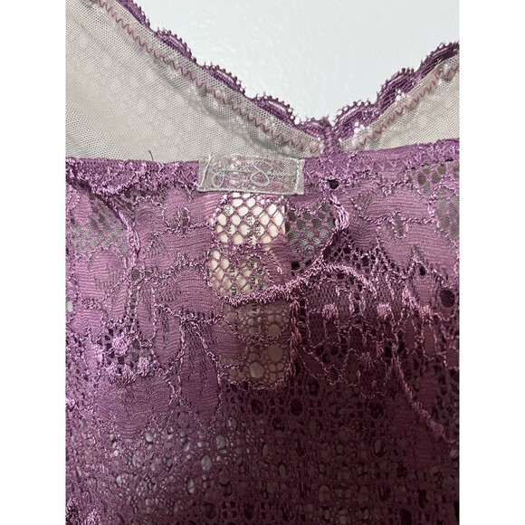 Jessica Simpson Women’s Lace Bralette Purple Wireless Adjustable Medium NWT - Picture 3 of 5